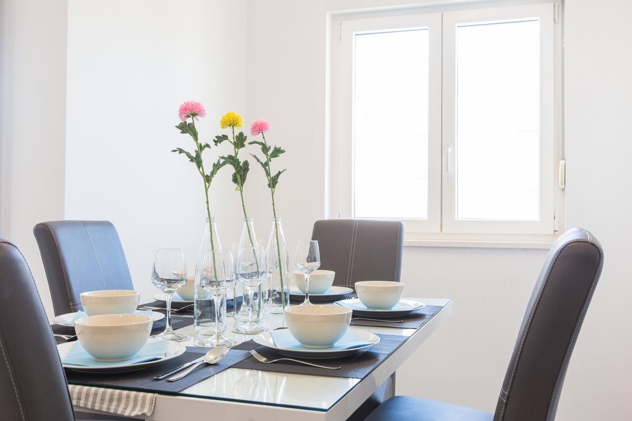 Maiv Residence - Family & Designer Suites Rogoznica  Ngoại thất bức ảnh
