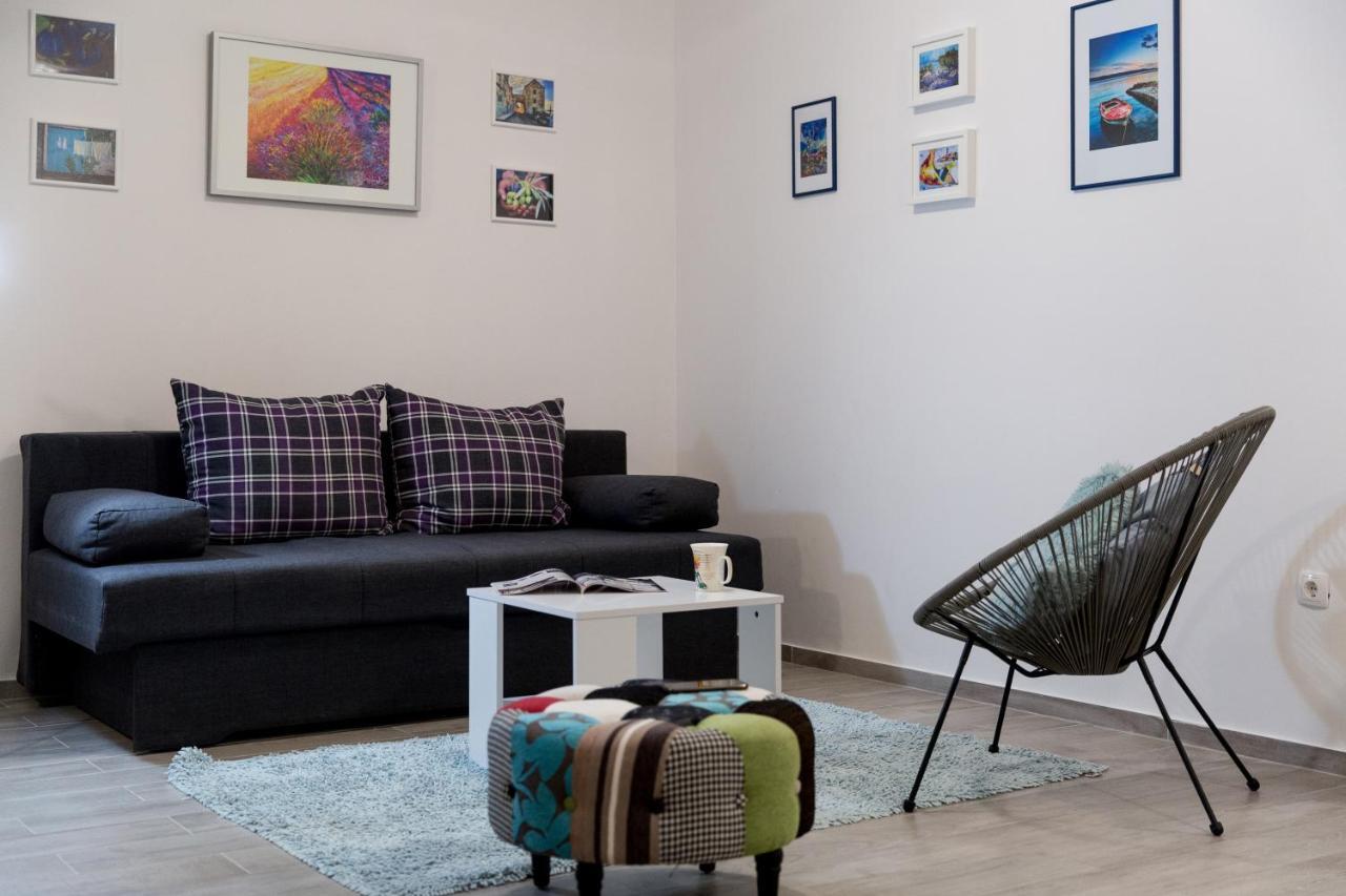 Maiv Residence - Family & Designer Suites Rogoznica  Phòng bức ảnh