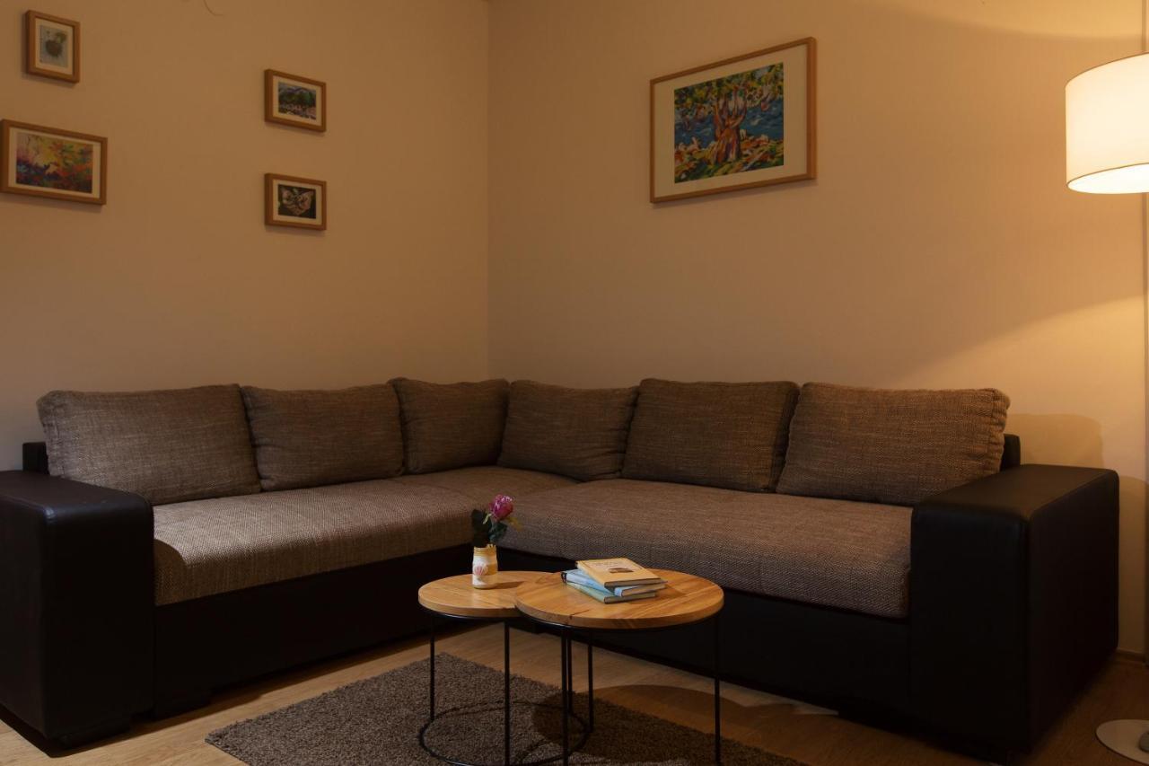 Maiv Residence - Family & Designer Suites Rogoznica  Phòng bức ảnh